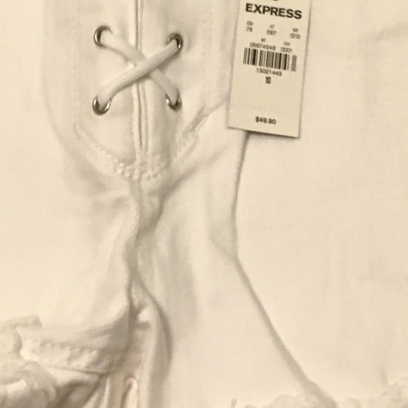 EXPRESS SHORTS NWT SIZE 10 - Picture 3 of 5